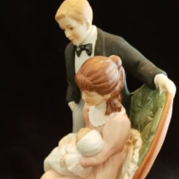Vintage Homco Porcelain Family Figurine #1401 - Picture 4 of 5